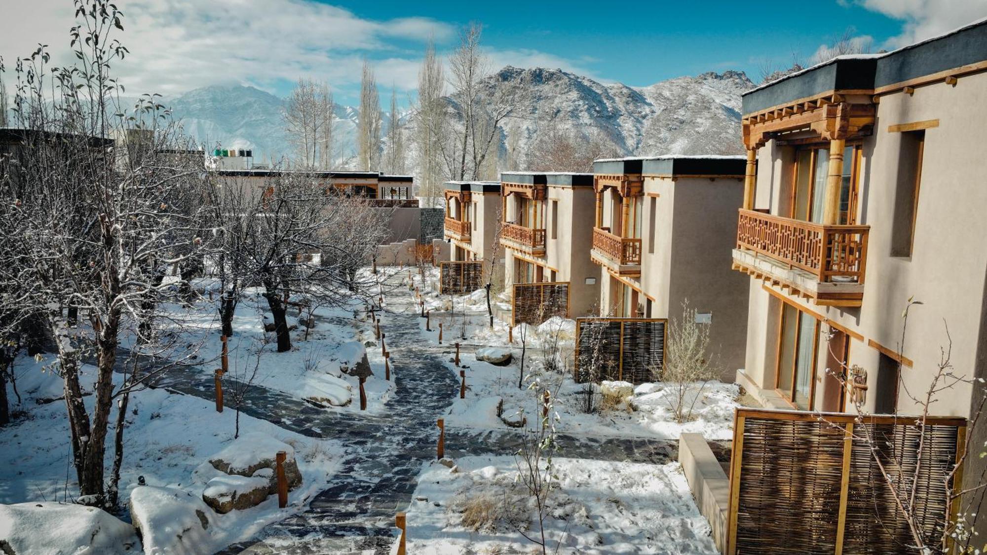 Dolkhar Resort Leh Exteriör bild
